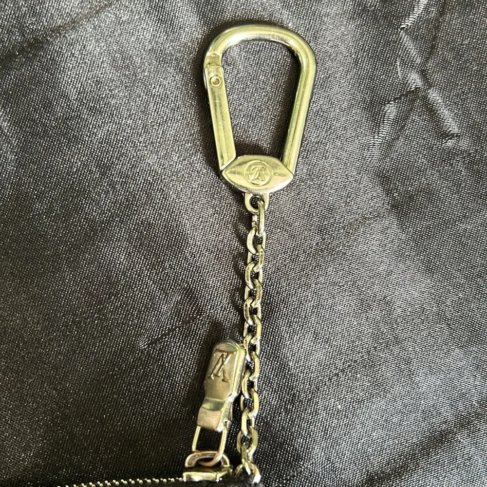 LV Key Pouch - Picture 3 of 4